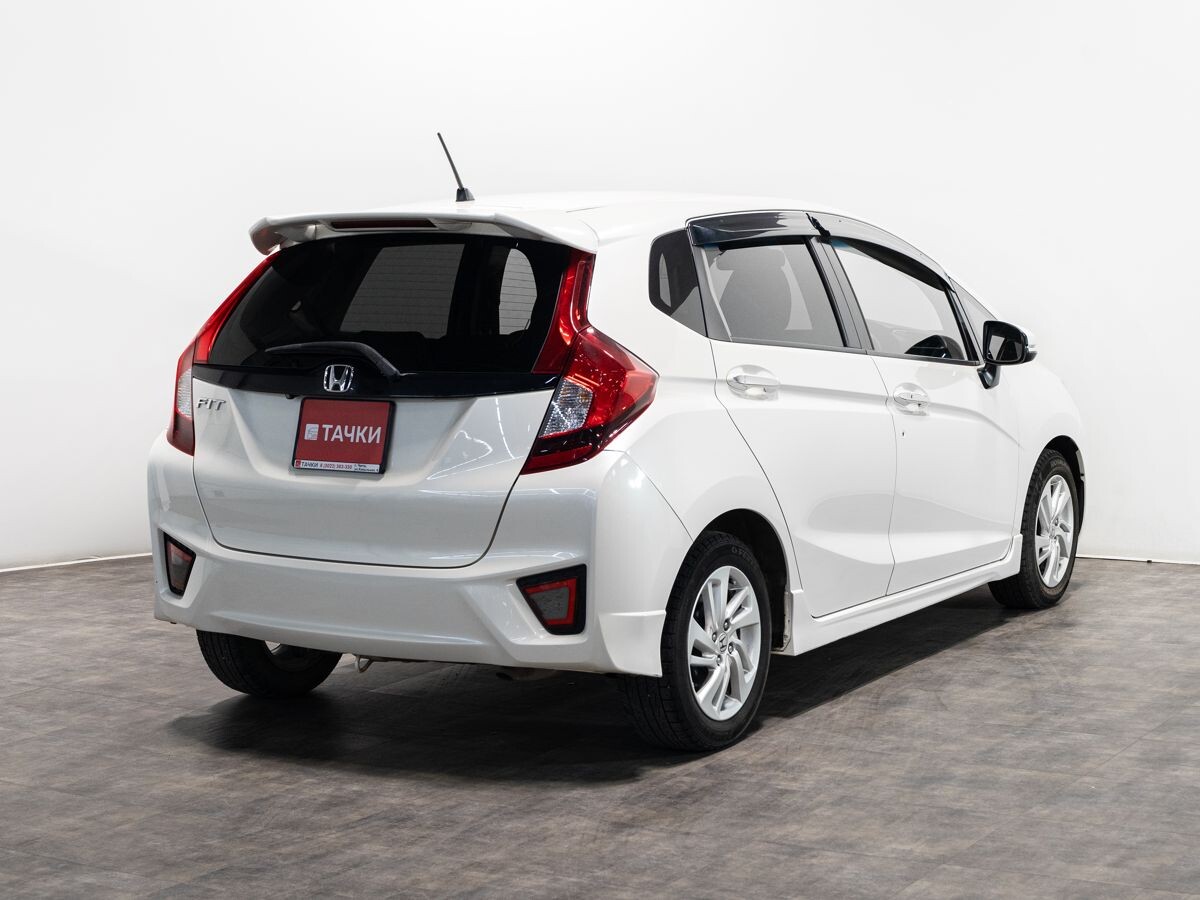Honda Fit 2016 - фото автомобиля