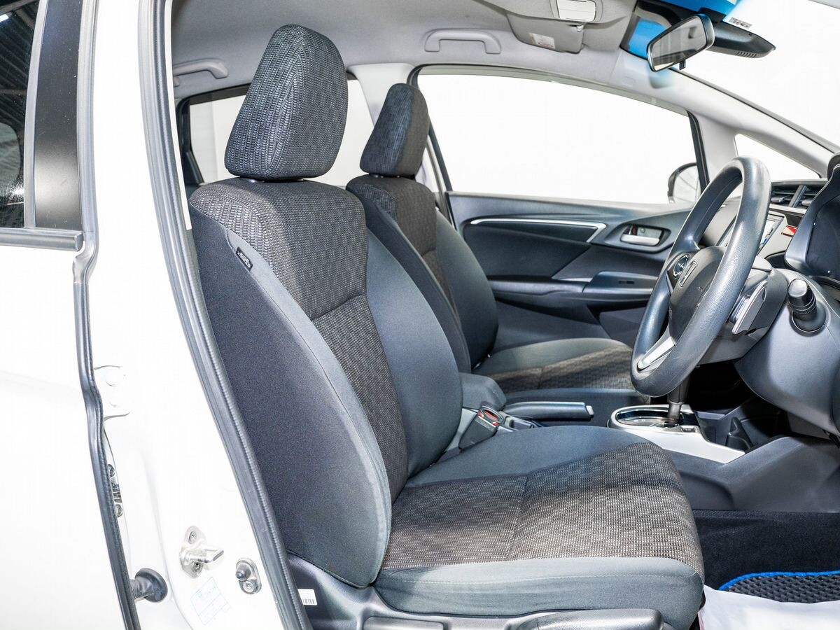 Honda Fit 2016 - фото автомобиля