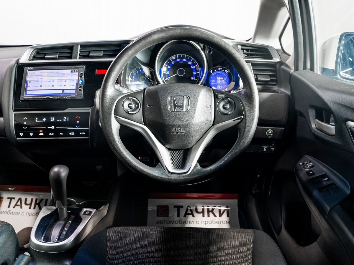 Honda Fit 2016 - фото автомобиля
