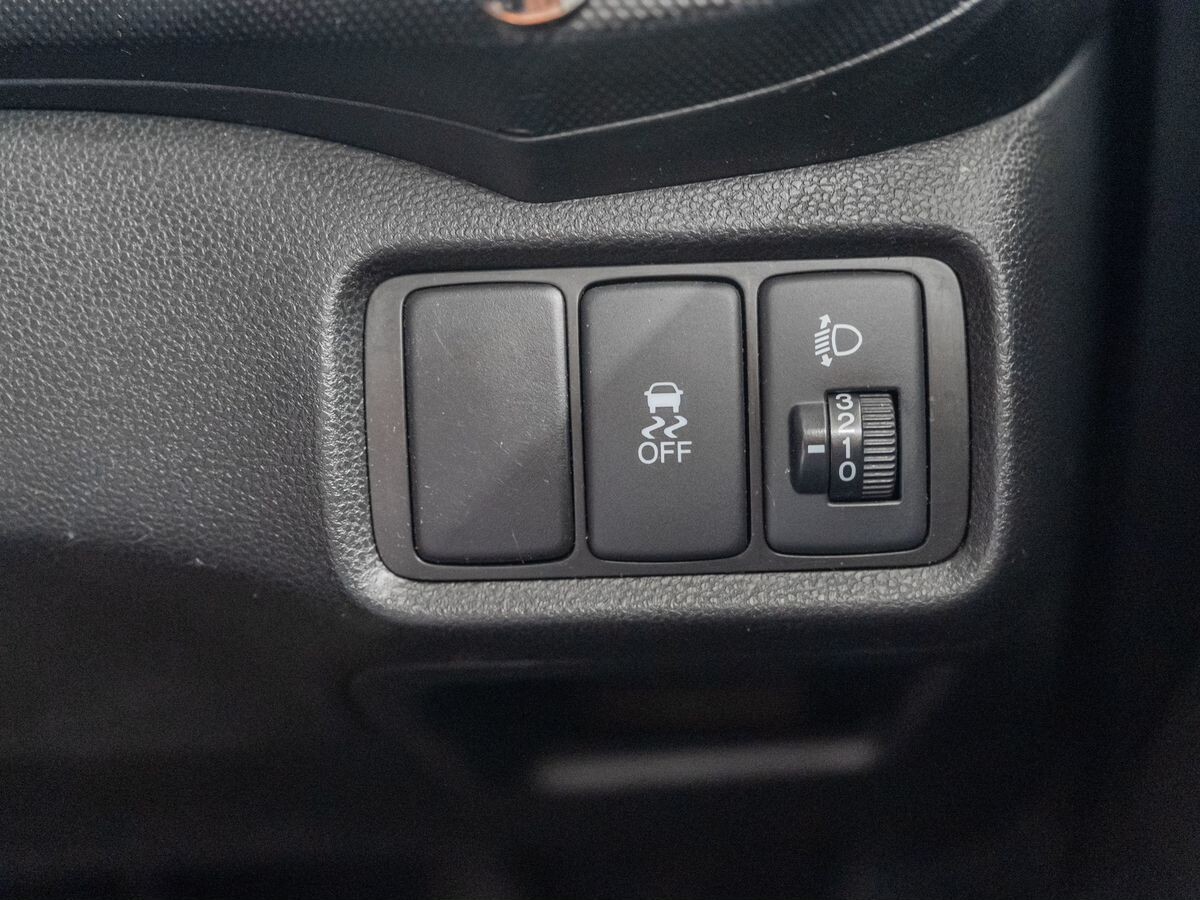 Honda Insight 2012 - фото автомобиля
