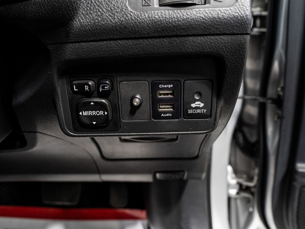 Toyota Corolla Fielder 2007 - фото автомобиля