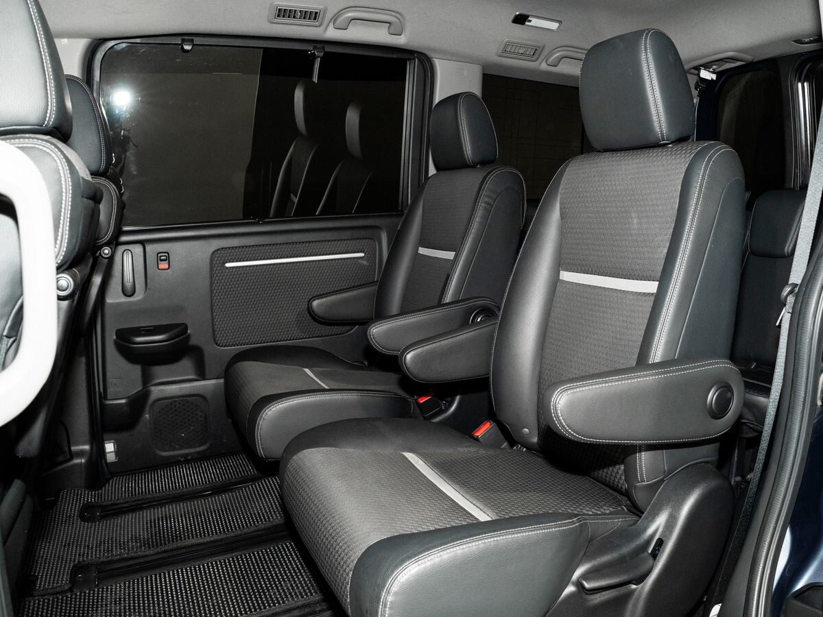 Honda Stepwgn 2015 - фото автомобиля