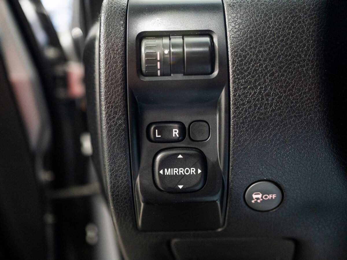 Subaru Forester 2008 - фото автомобиля