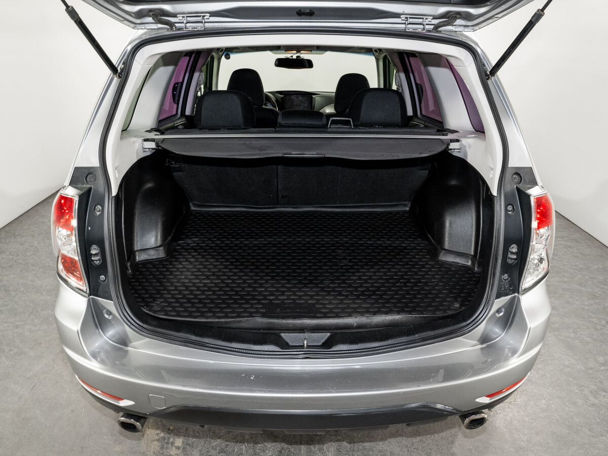Subaru Forester 2008 - фото автомобиля