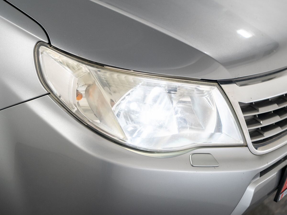 Subaru Forester 2008 - фото автомобиля