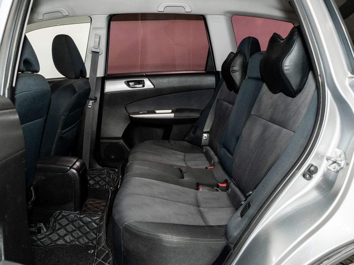Subaru Forester 2008 - фото автомобиля