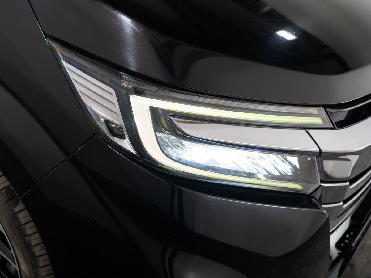 Honda Stepwgn 2017 - фото автомобиля