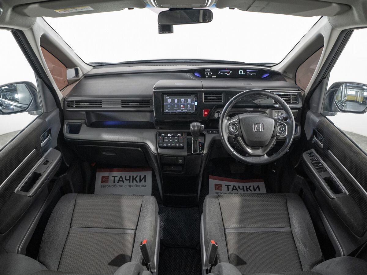 Honda Stepwgn 2017 - фото автомобиля