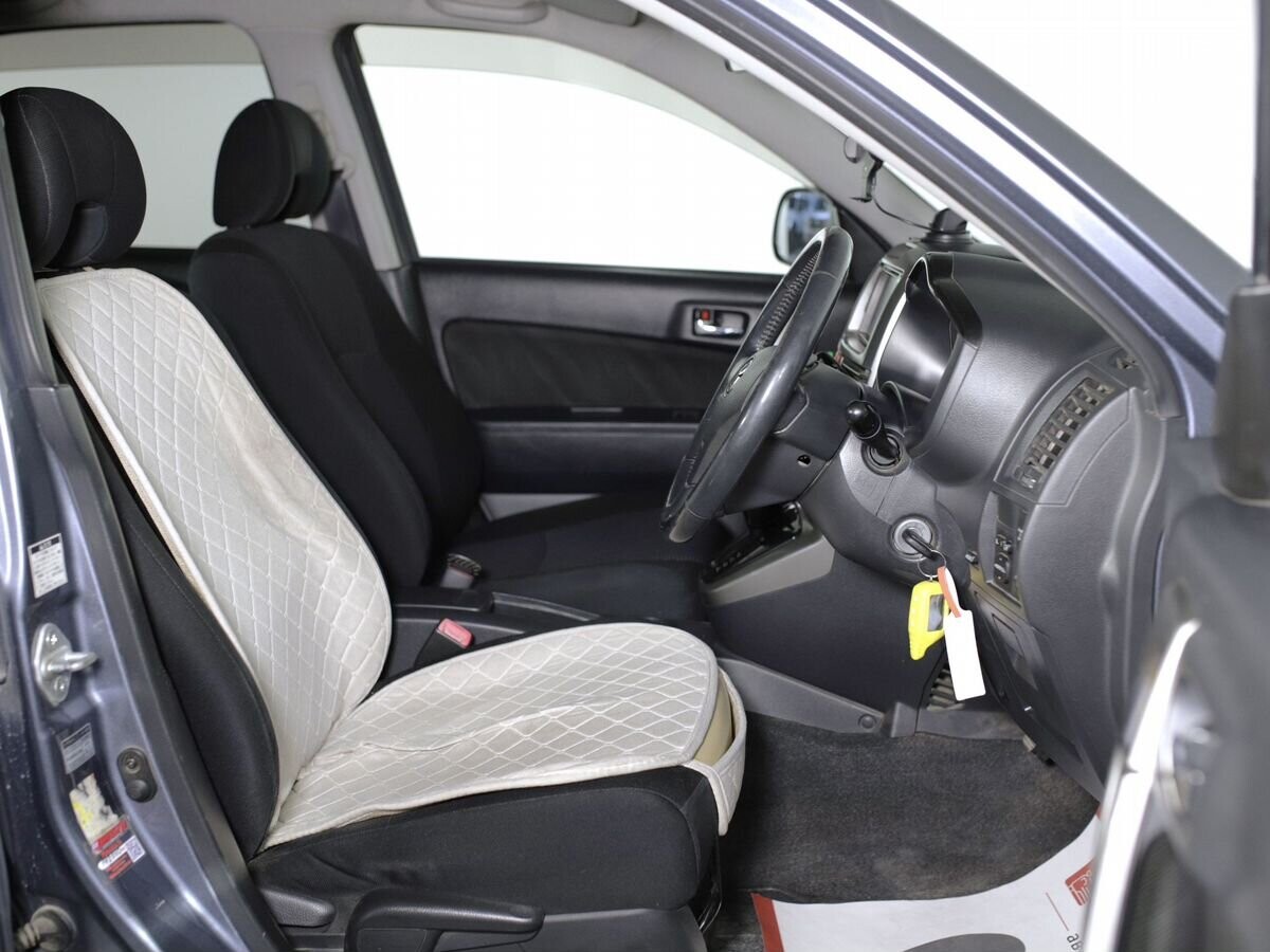 Toyota Rush 2009 - фото автомобиля