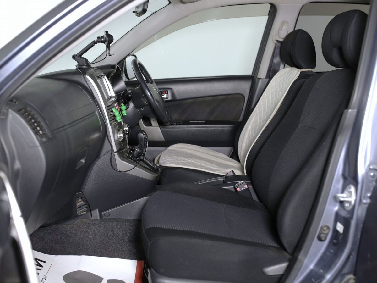 Toyota Rush 2009 - фото автомобиля