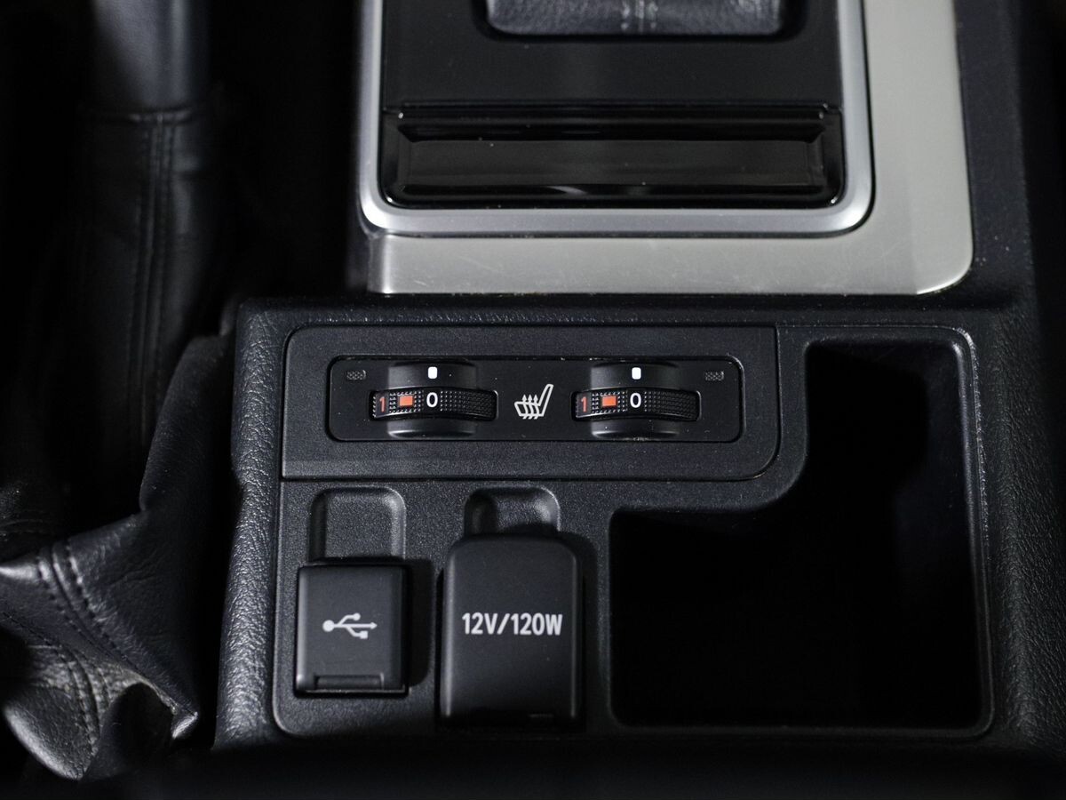 Toyota Land Cruiser Prado 2021 - фото автомобиля