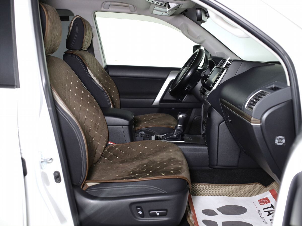 Toyota Land Cruiser Prado 2021 - фото автомобиля