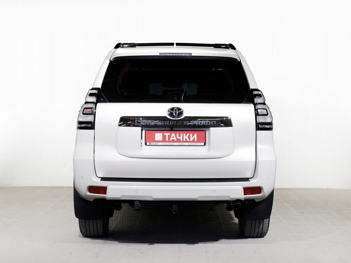 Toyota Land Cruiser Prado 2021 - фото автомобиля