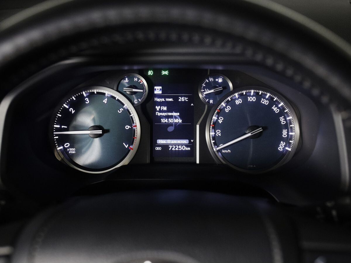 Toyota Land Cruiser Prado 2021 - фото автомобиля