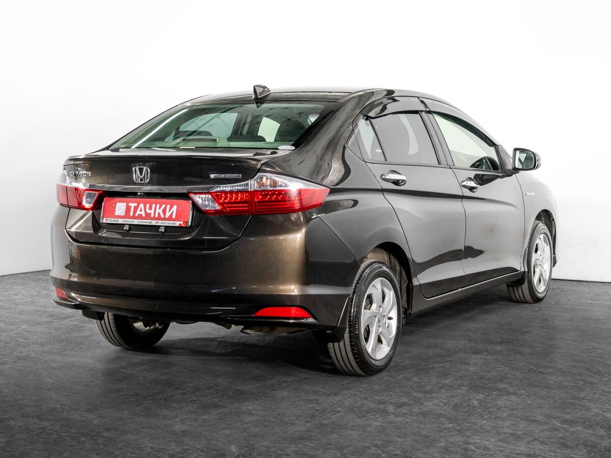 Honda Grace 2014 - фото автомобиля