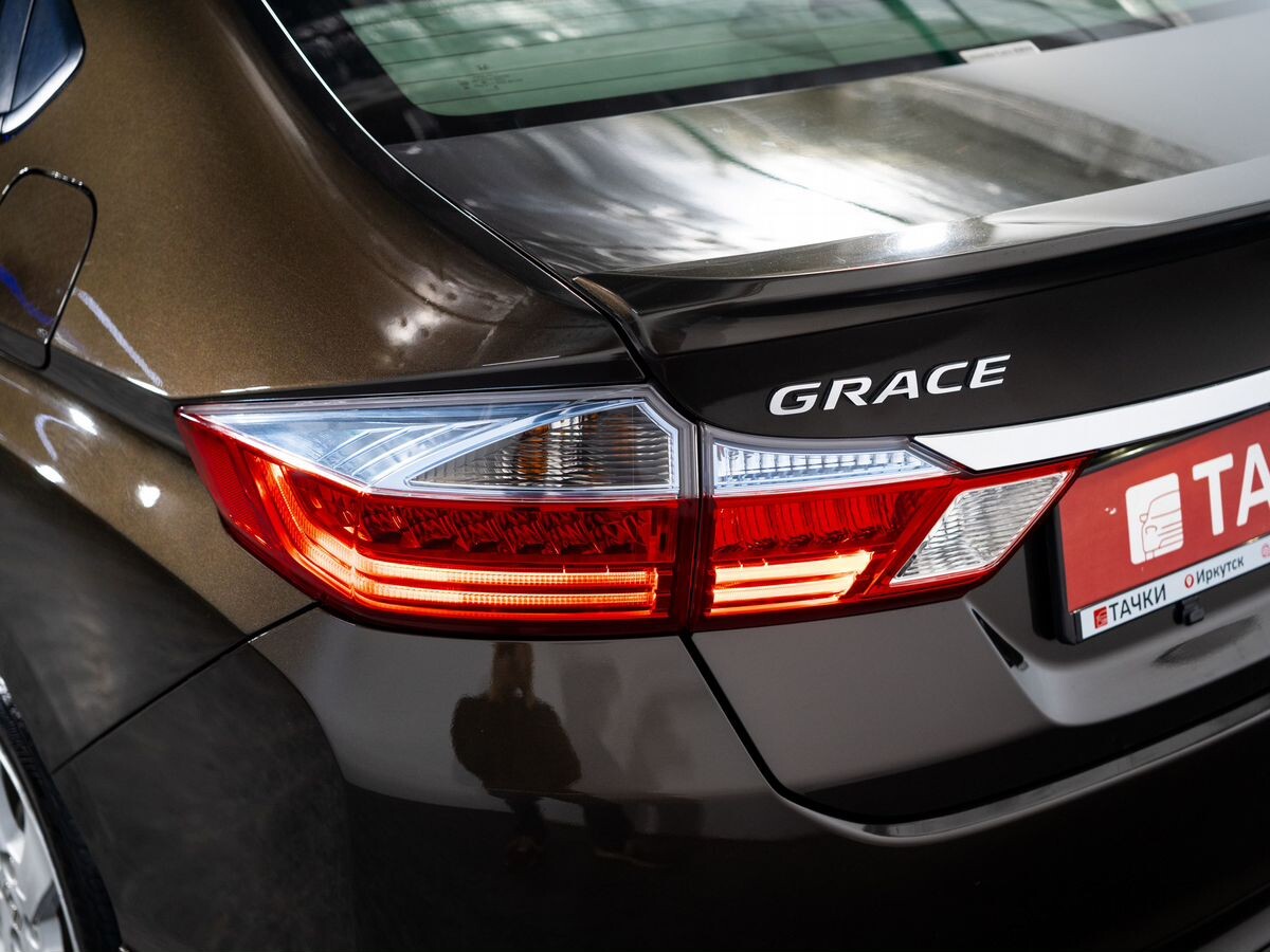 Honda Grace 2014 - фото автомобиля