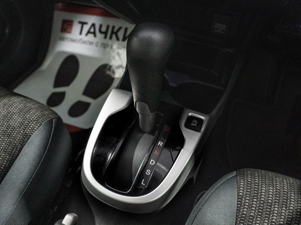 Honda Fit 2016 - фото автомобиля