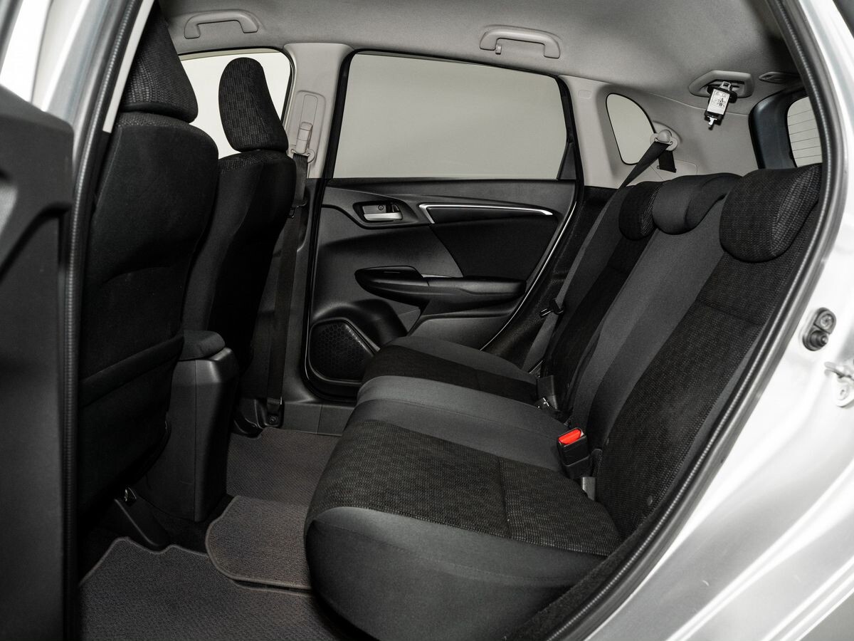 Honda Fit 2016 - фото автомобиля