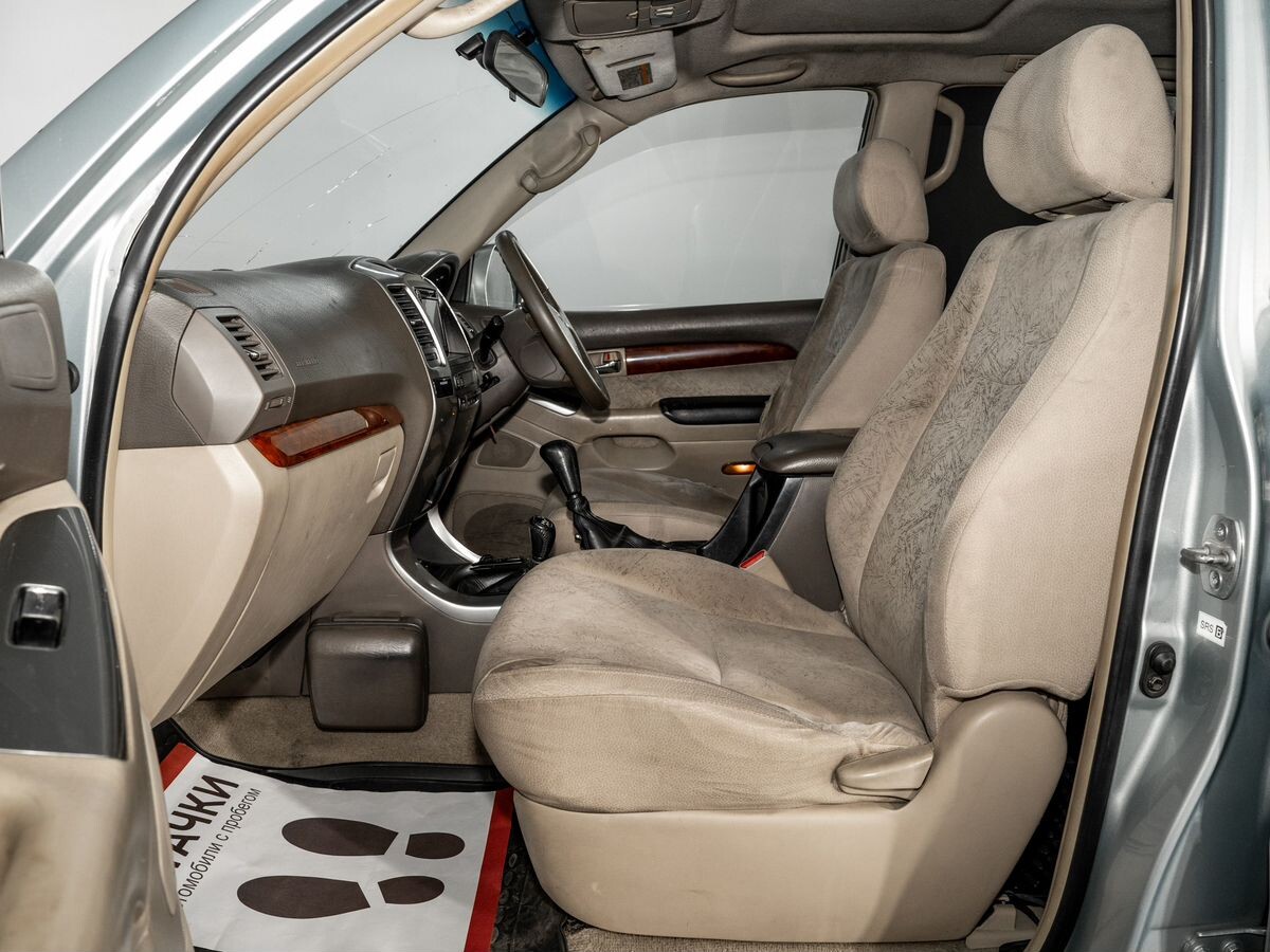 Toyota Land Cruiser Prado 2002 - фото автомобиля