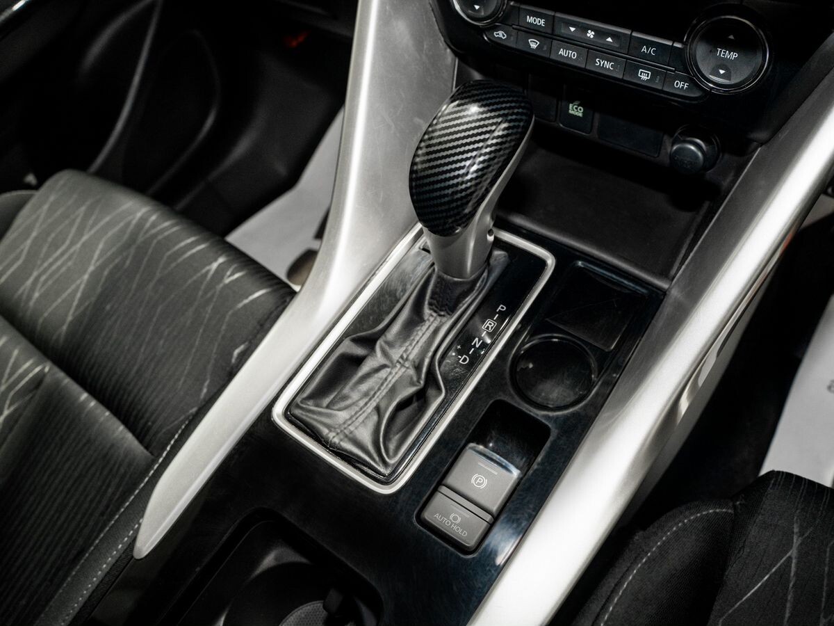 Mitsubishi Eclipse Cross 2018 - фото автомобиля