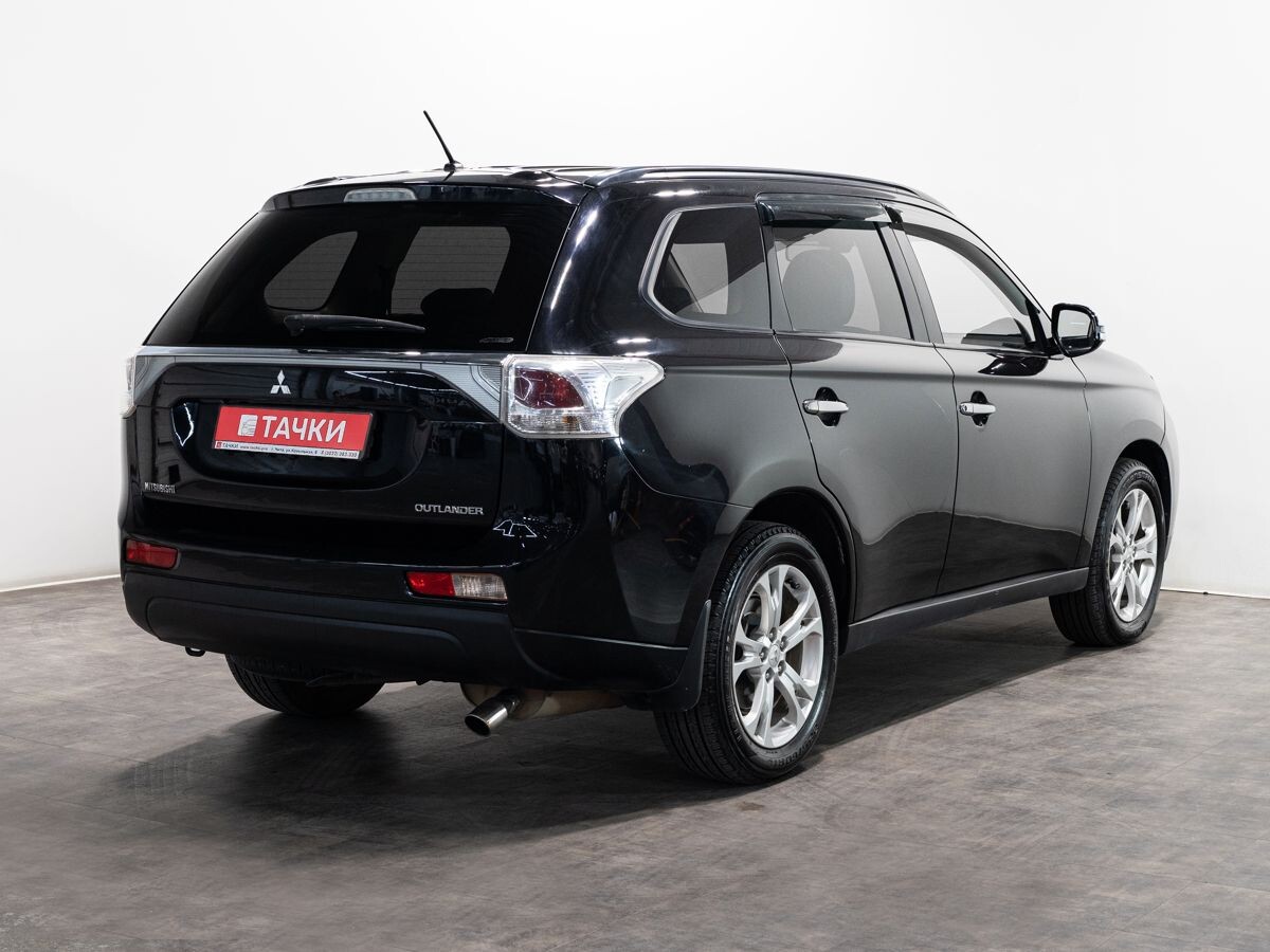 Mitsubishi Outlander 2012 - фото автомобиля