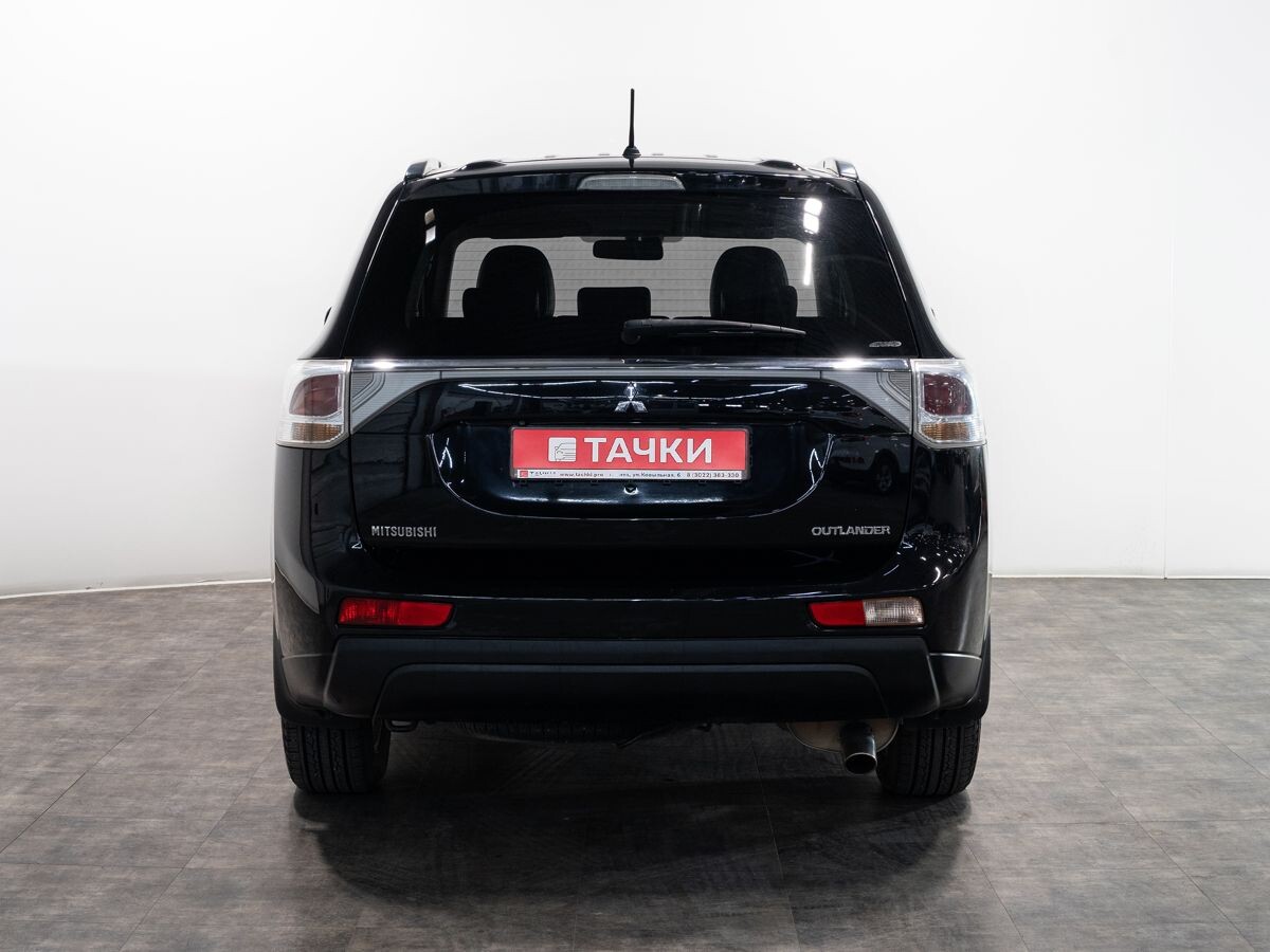 Mitsubishi Outlander 2012 - фото автомобиля