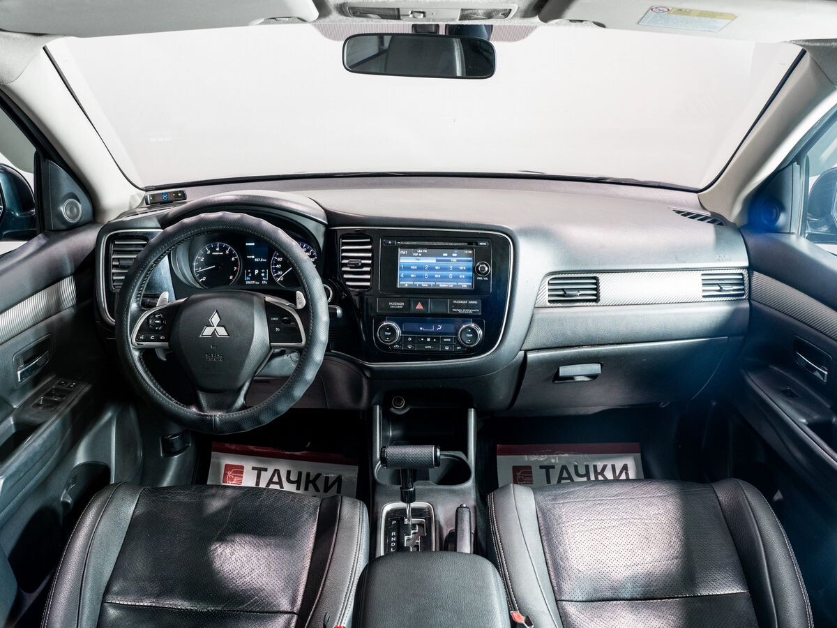 Mitsubishi Outlander 2012 - фото автомобиля