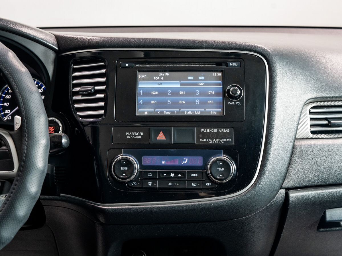 Mitsubishi Outlander 2012 - фото автомобиля
