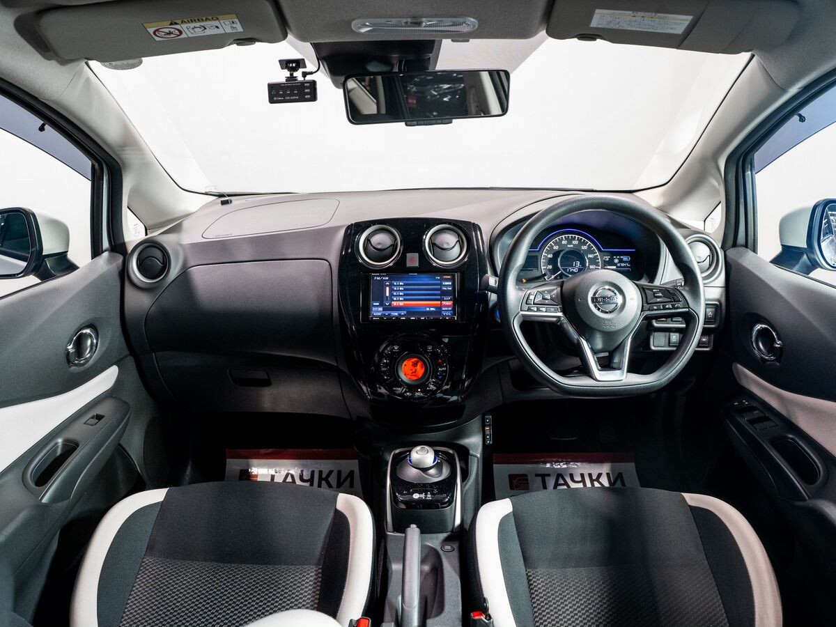 Nissan Note 2019 - фото автомобиля