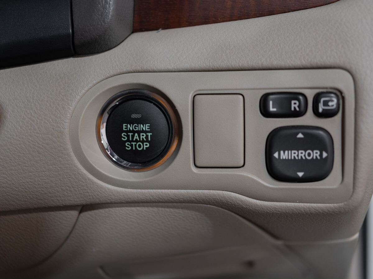 Toyota Premio 2012 - фото автомобиля