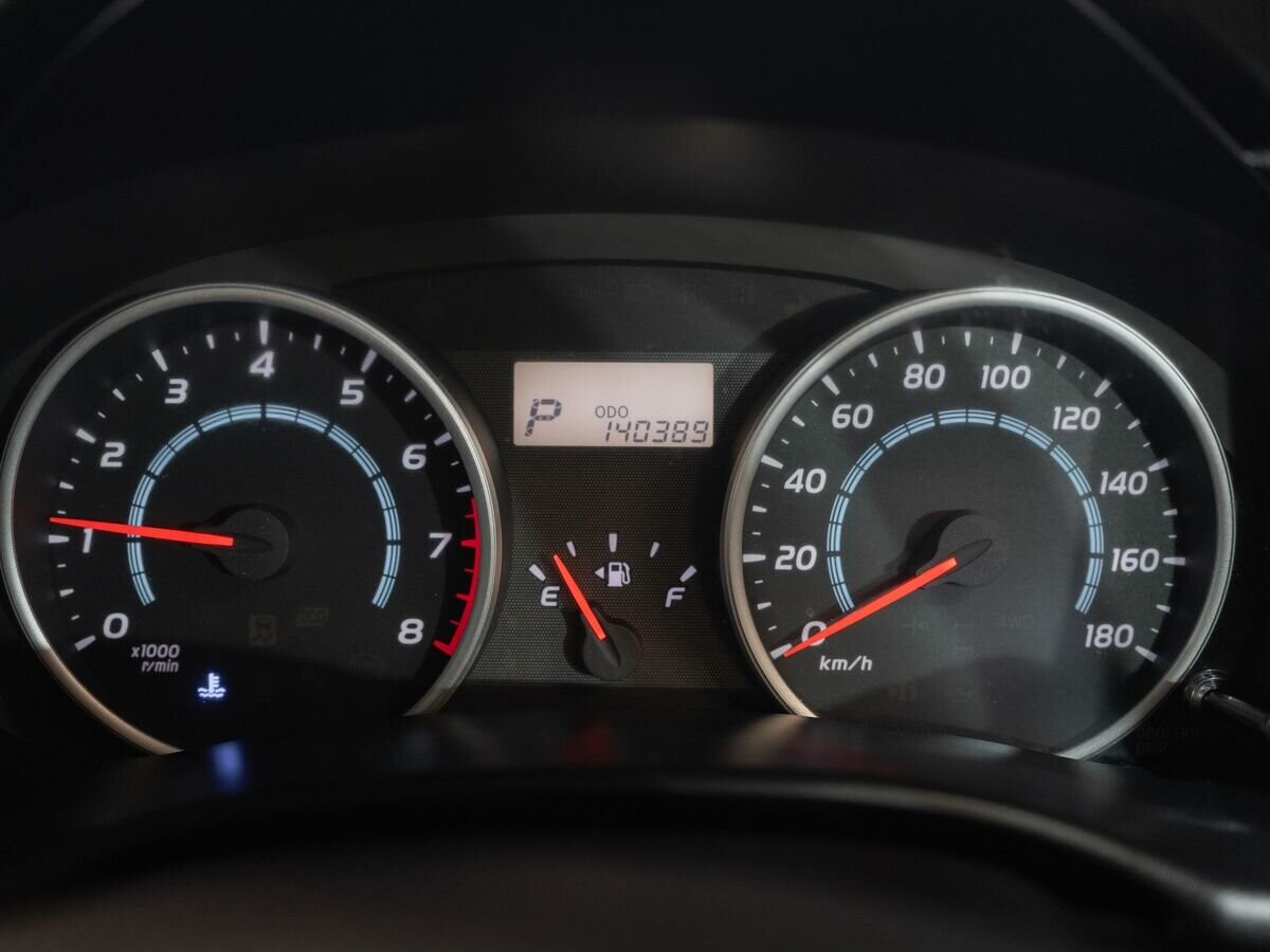 Toyota Wish 2009 - фото автомобиля