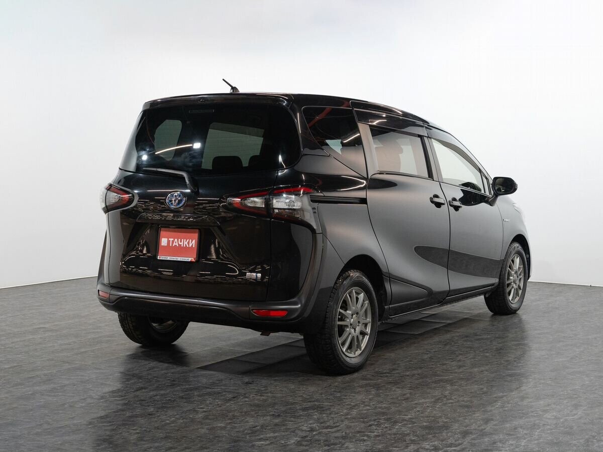 Toyota Sienta 2017 - фото автомобиля