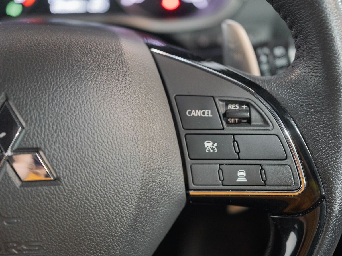 Mitsubishi Eclipse Cross 2021 - фото автомобиля