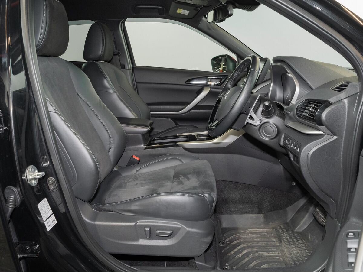 Mitsubishi Eclipse Cross 2021 - фото автомобиля