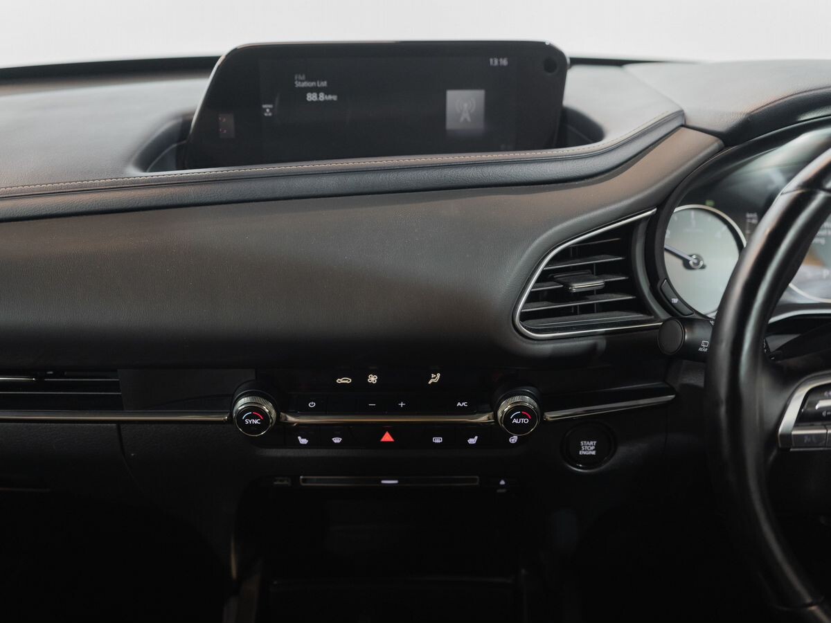 Mazda CX-30 2019 - фото автомобиля