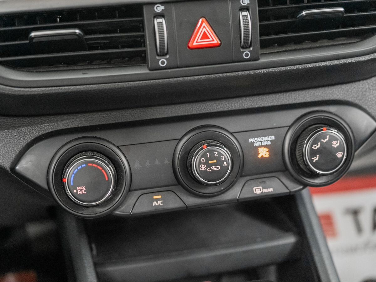 Kia K3 2020 - фото автомобиля