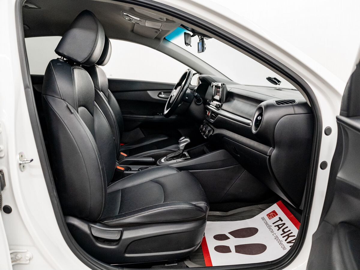 Kia K3 2020 - фото автомобиля