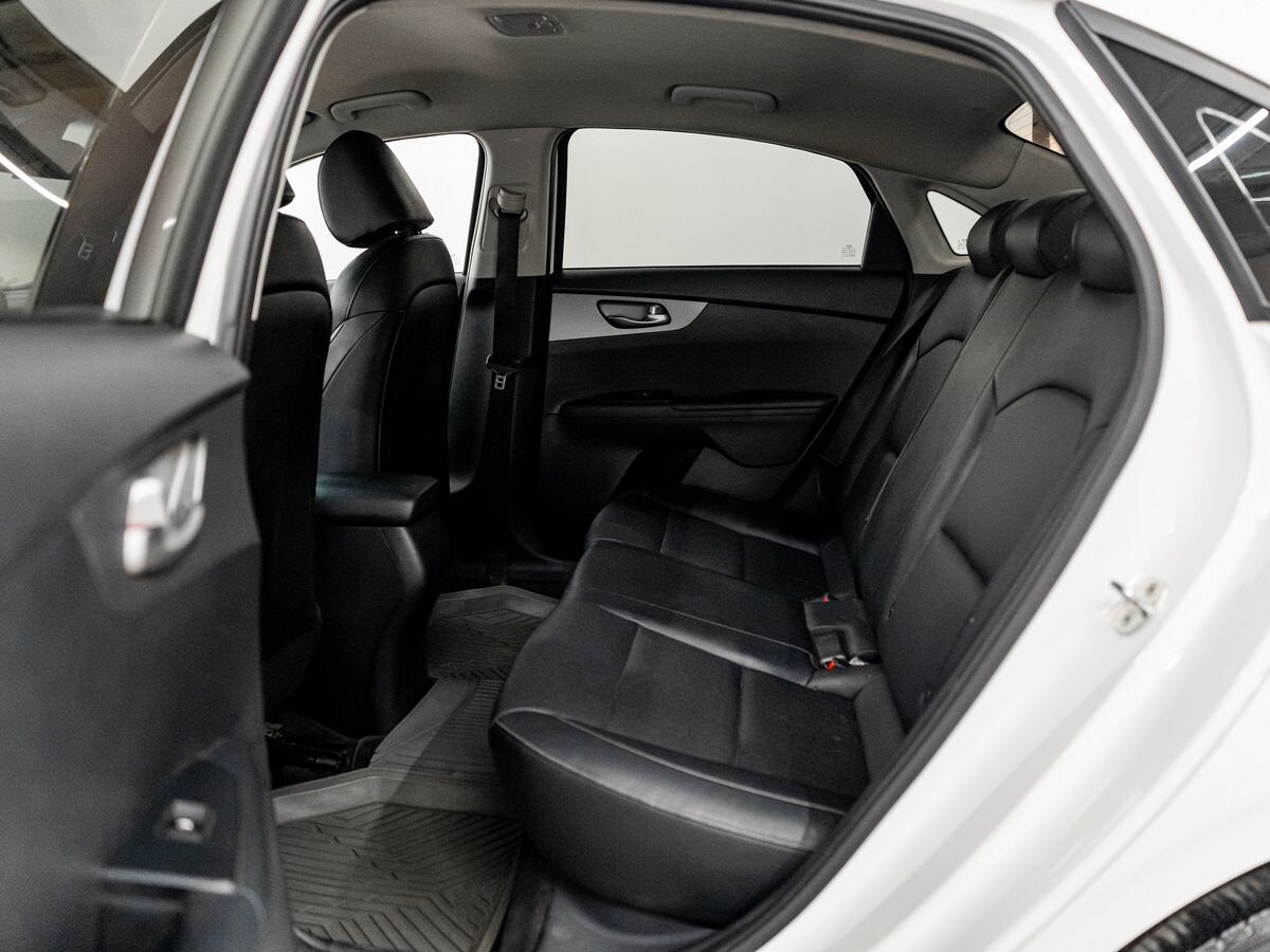 Kia K3 2020 - фото автомобиля