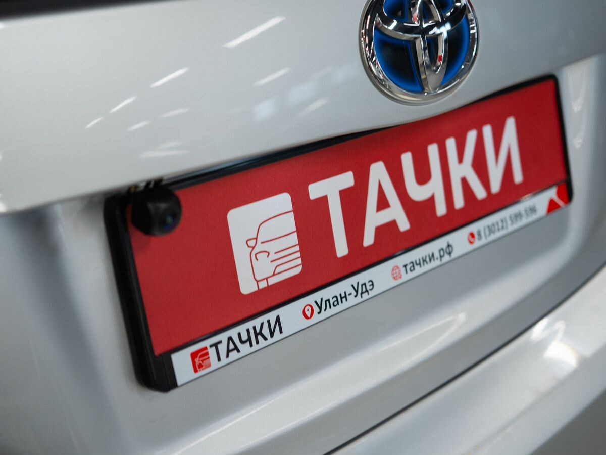 Toyota Prius 2011 - фото автомобиля
