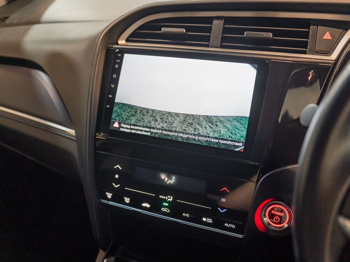 Honda Shuttle 2019 - фото автомобиля