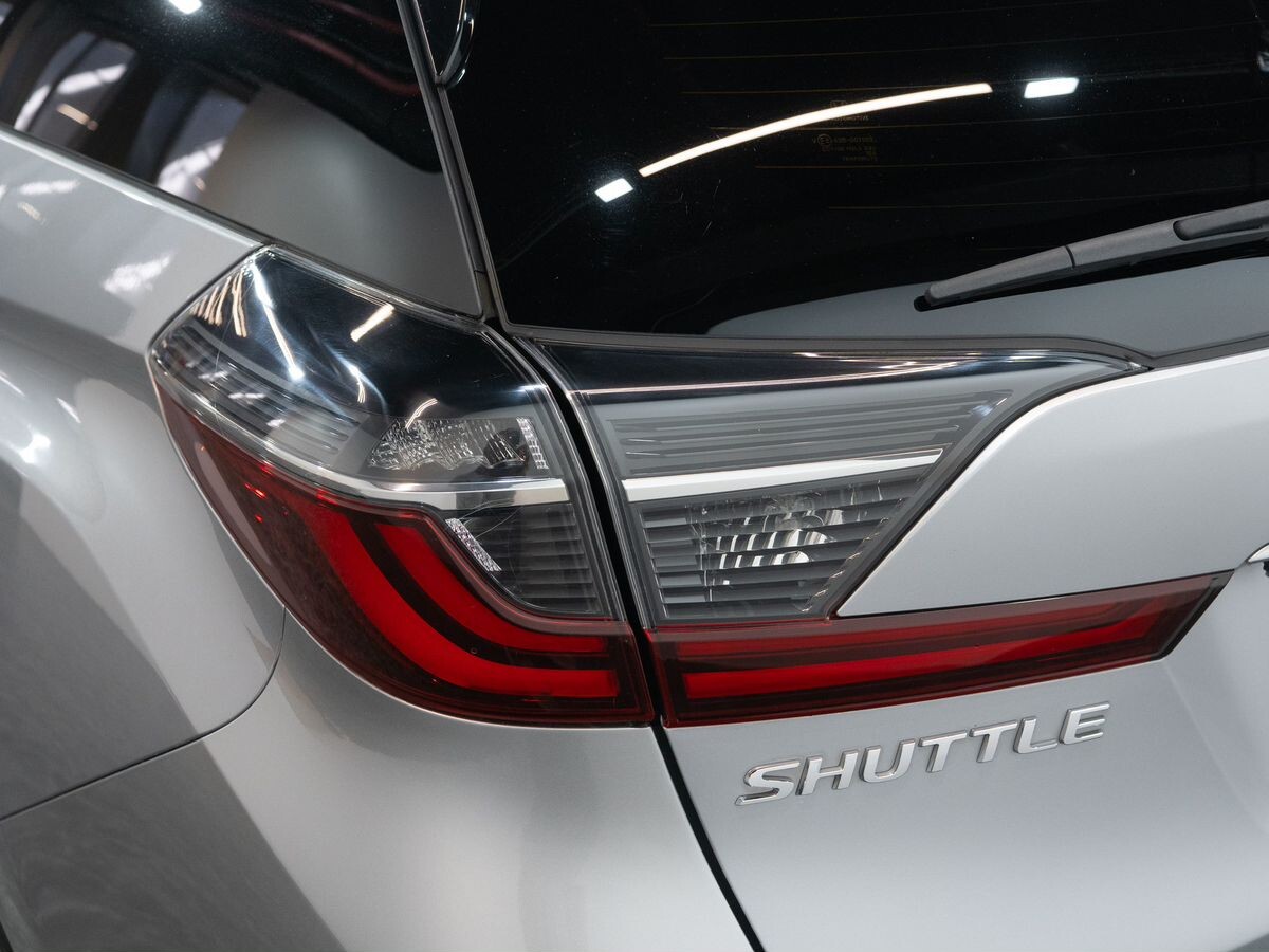 Honda Shuttle 2019 - фото автомобиля
