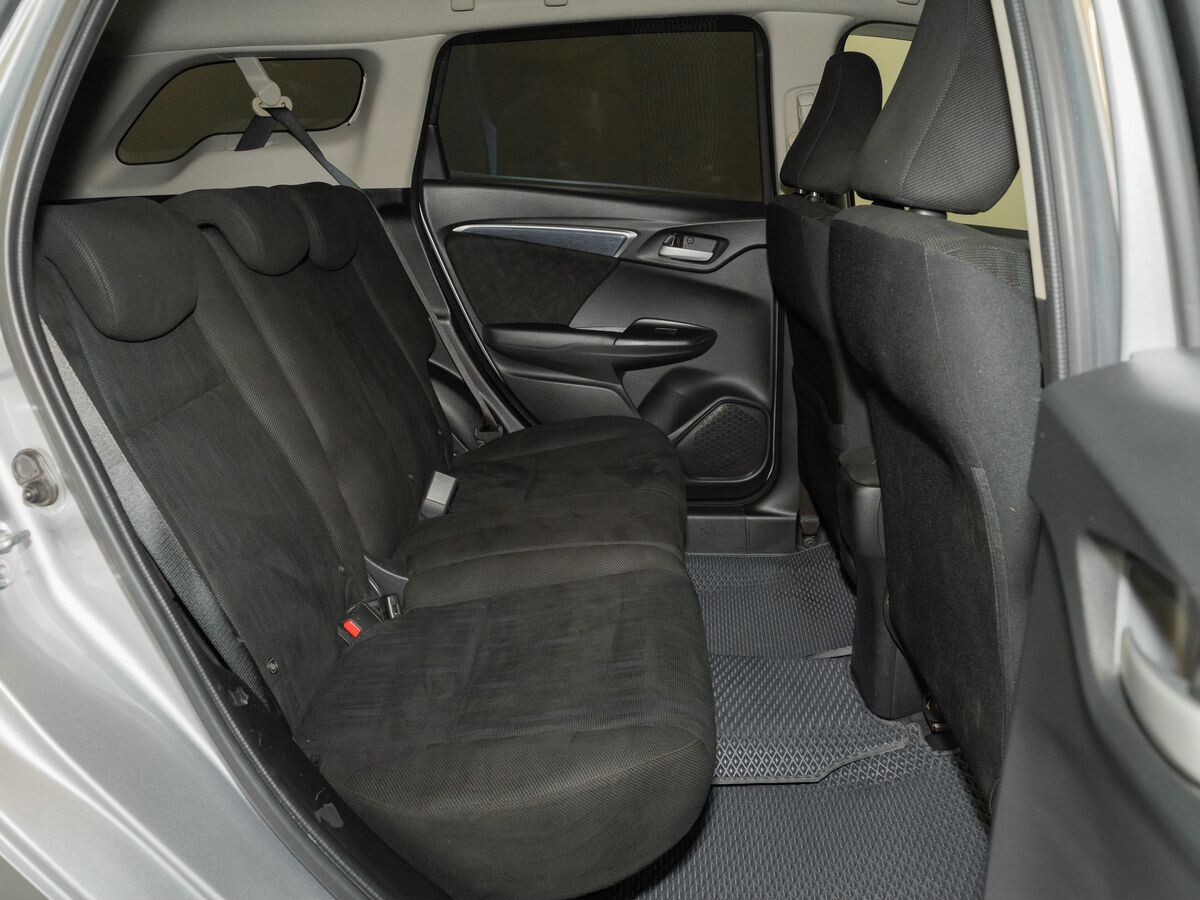 Honda Shuttle 2019 - фото автомобиля