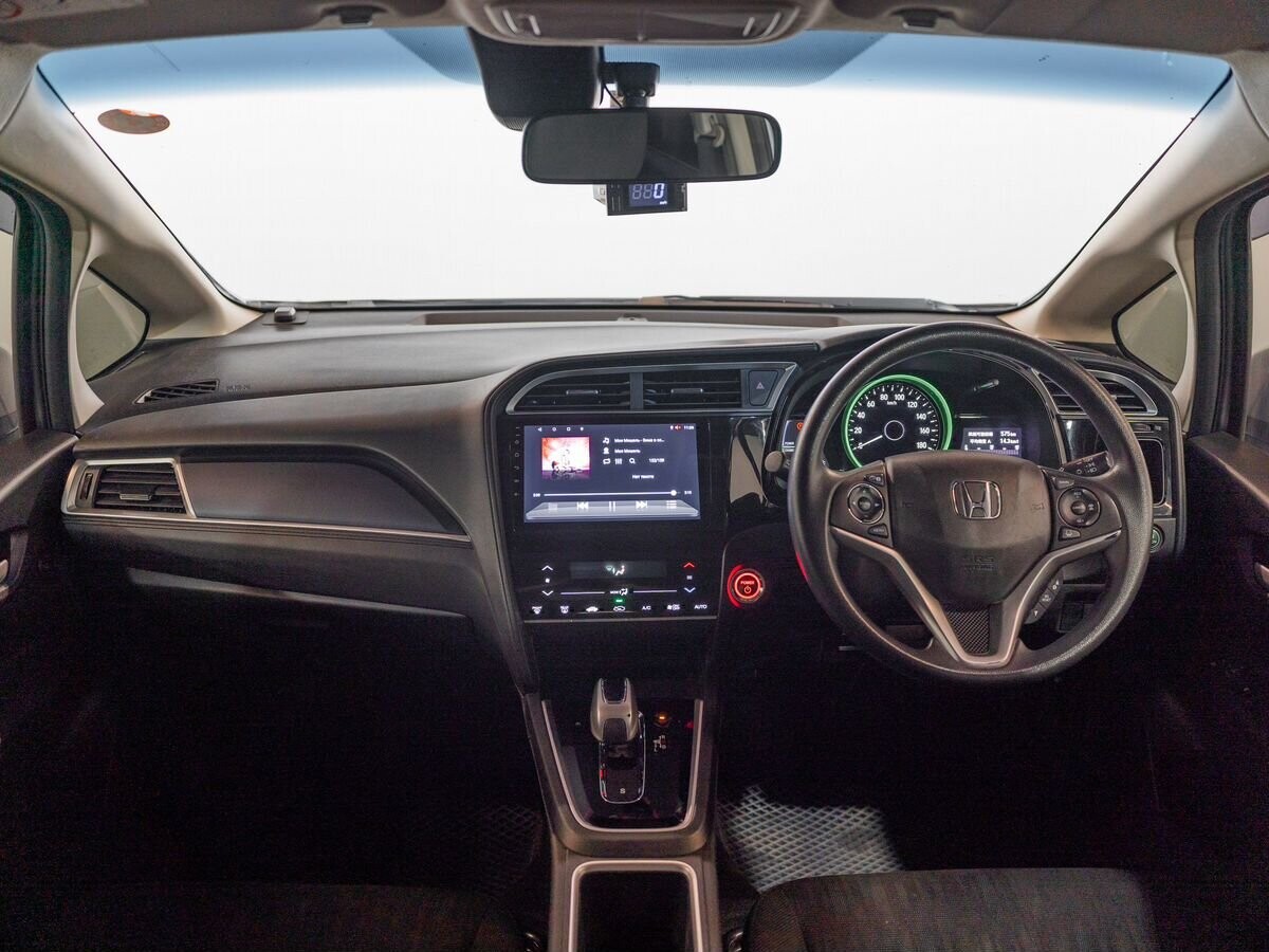 Honda Shuttle 2019 - фото автомобиля