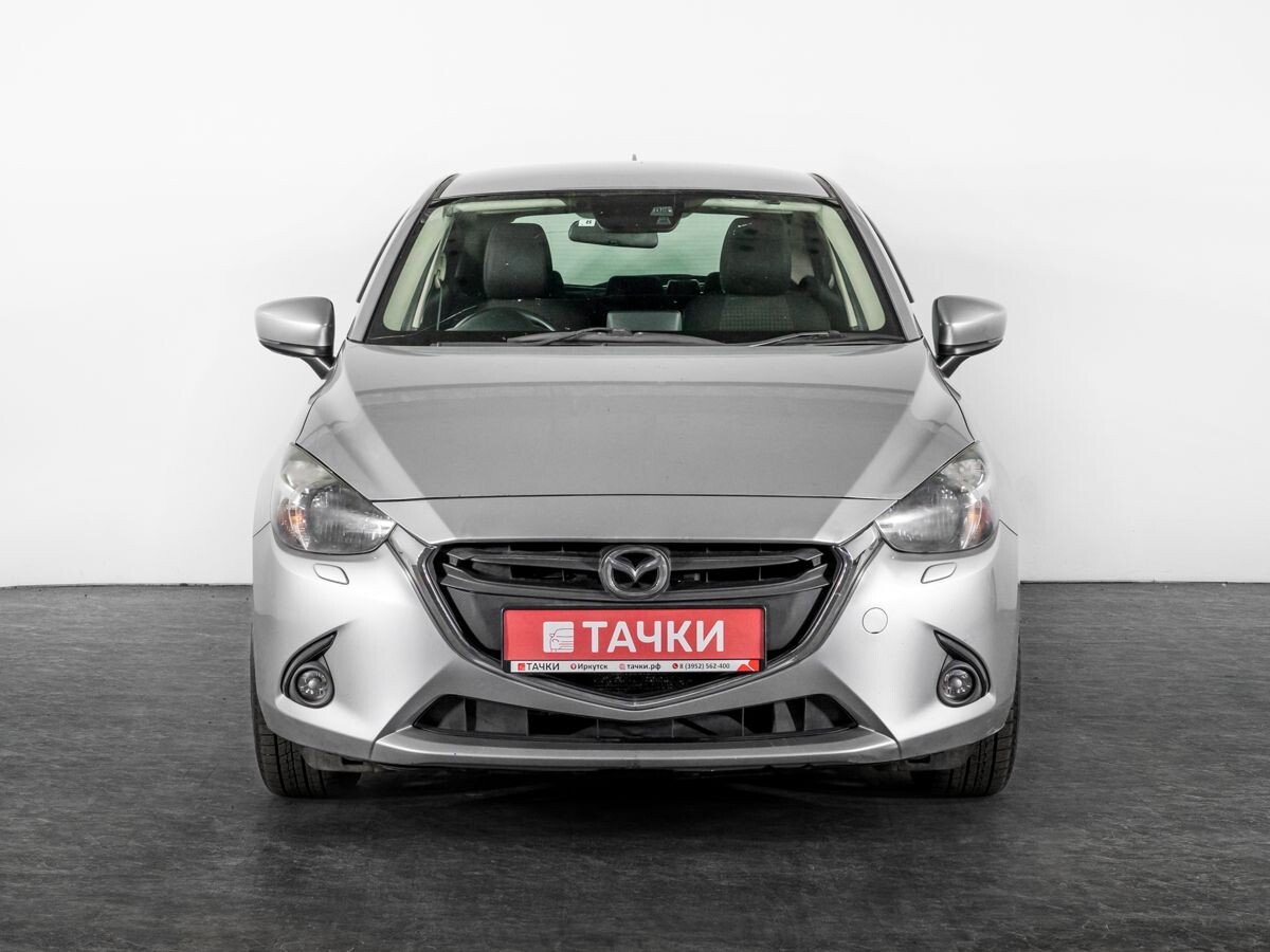 Mazda Demio 2017 - фото автомобиля
