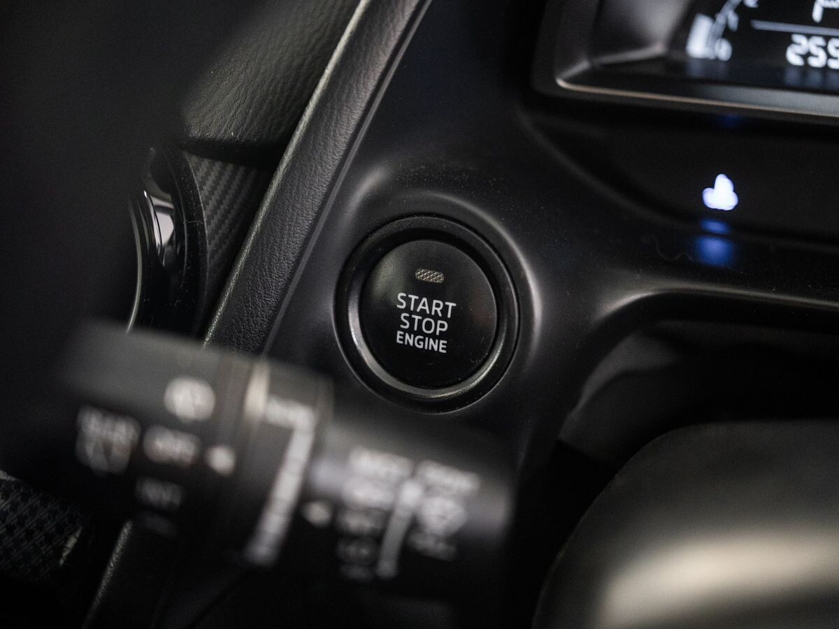 Mazda Demio 2017 - фото автомобиля