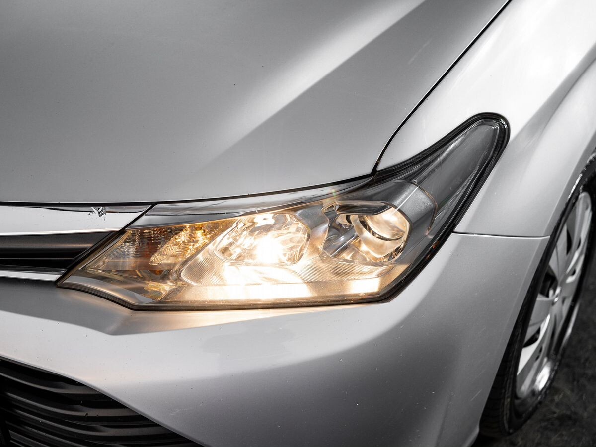 Toyota Corolla Fielder 2016 - фото автомобиля
