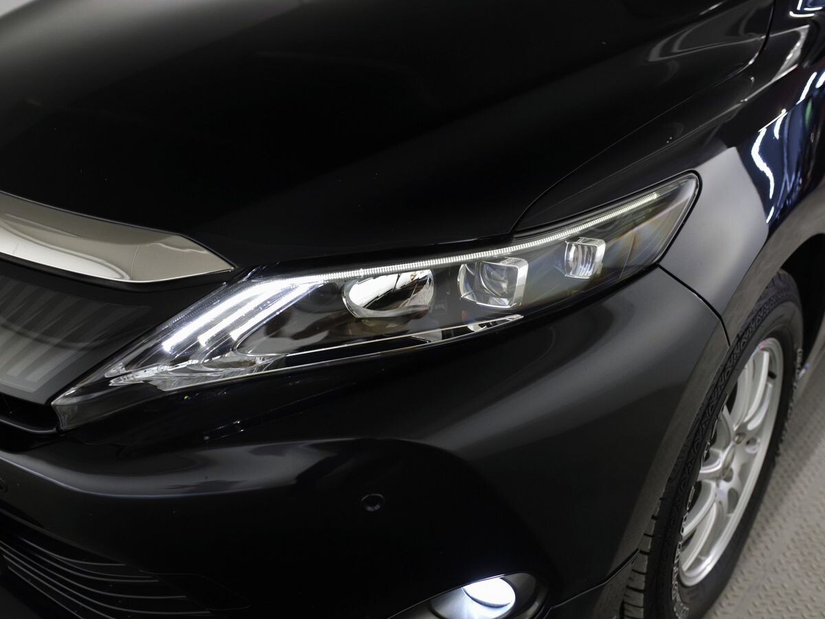 Toyota Harrier 2016 - фото автомобиля