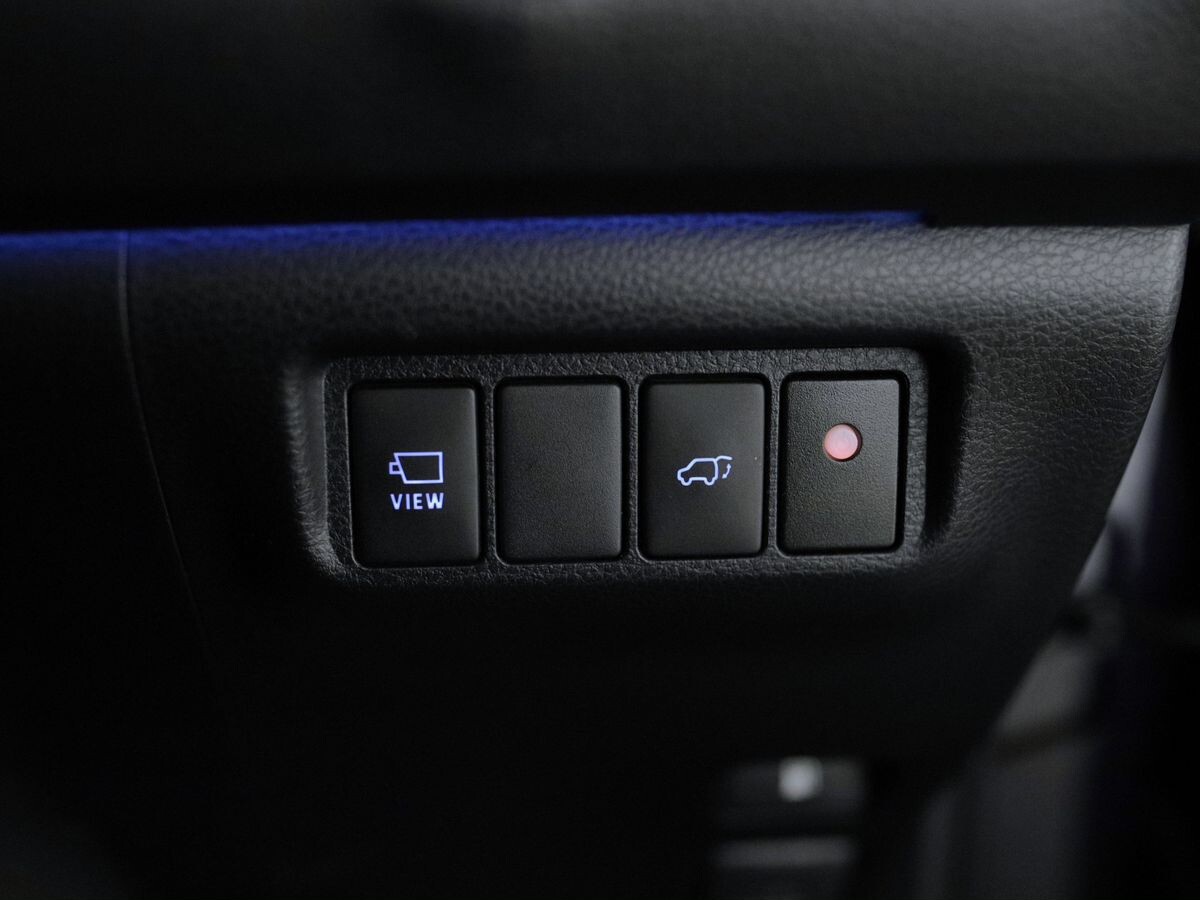 Toyota Harrier 2016 - фото автомобиля