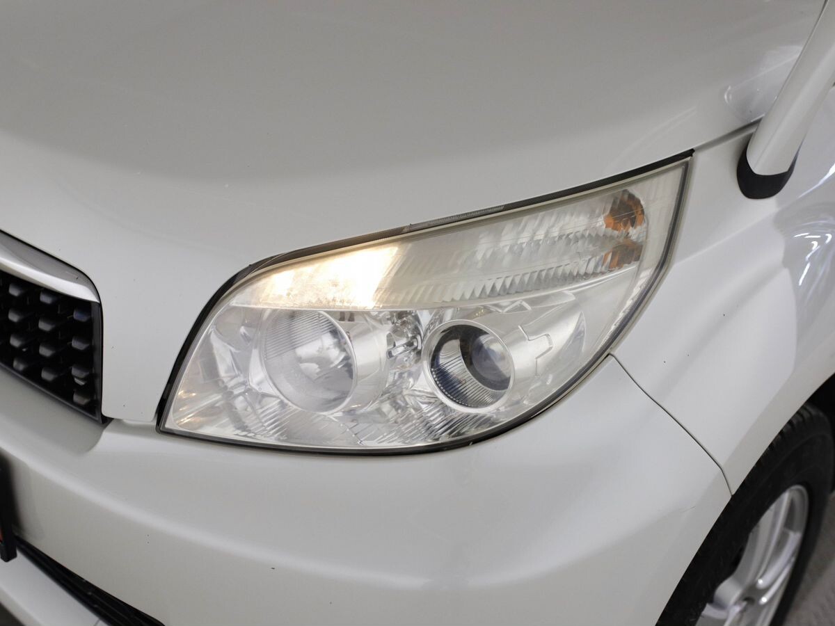 Toyota Rush 2011 - фото автомобиля