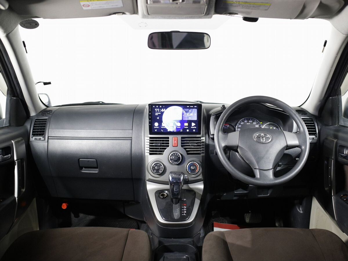 Toyota Rush 2011 - фото автомобиля